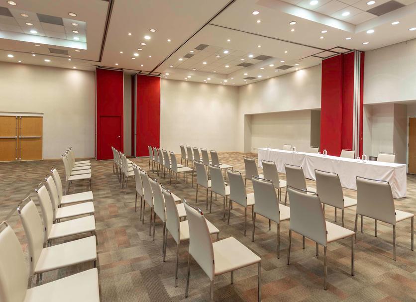 Ruang konferensi Foto