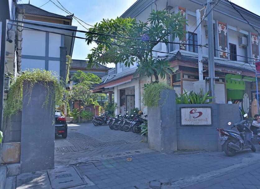 Pemandangan luar Foto