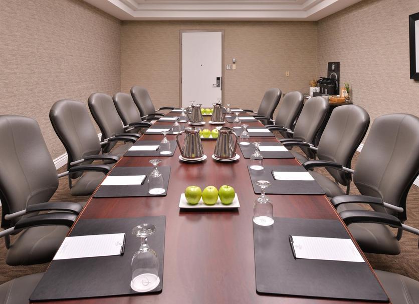 Ruang konferensi Foto