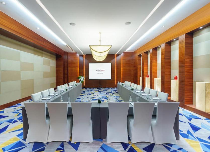 Ruang konferensi Foto