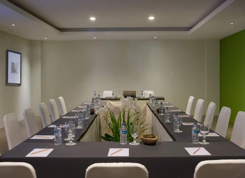 Ruang konferensi Foto