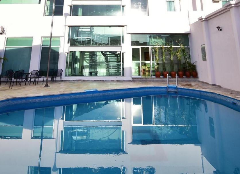 Kolam Foto
