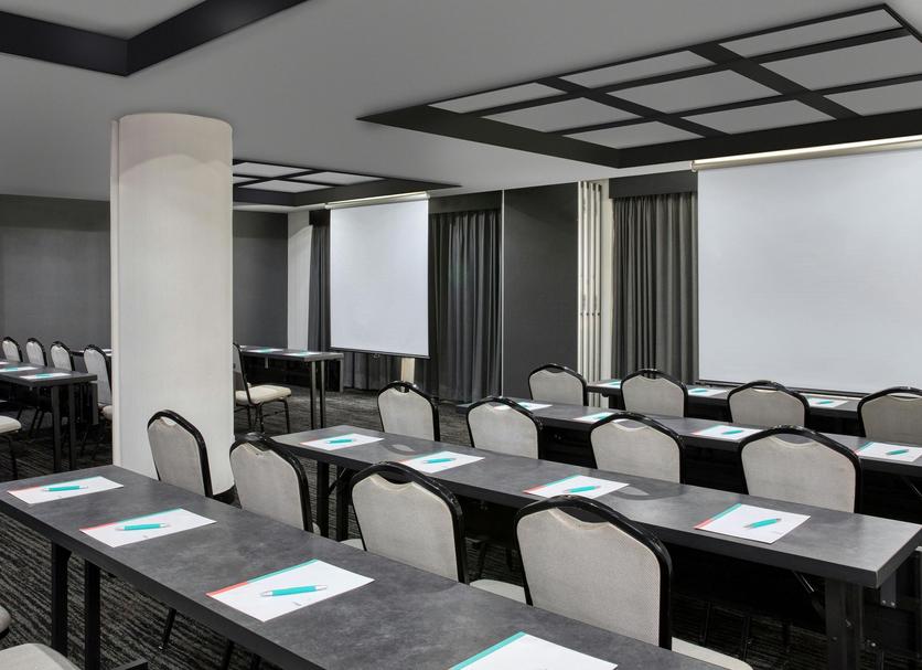 Ruang konferensi Foto
