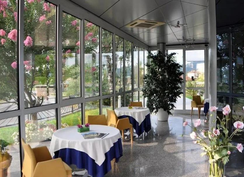 Restoran Foto