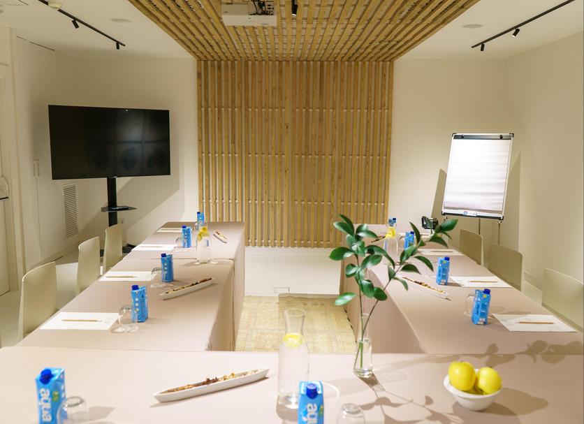 Ruang konferensi Foto