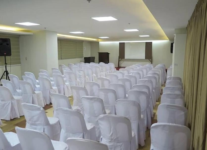 Ruang konferensi Foto