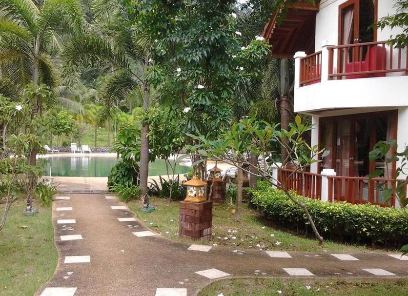 Pemandangan luar Foto