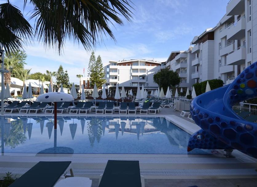 Kolam Foto