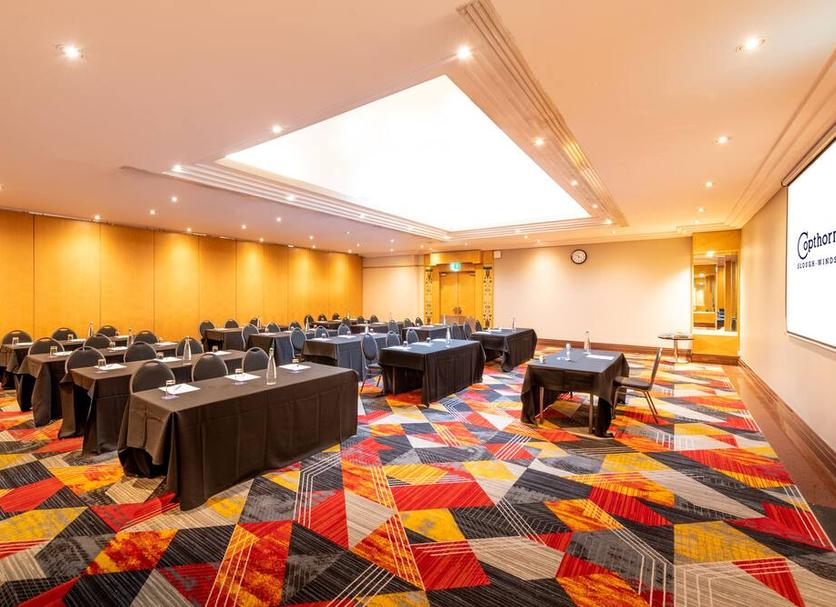 Ruang konferensi Foto