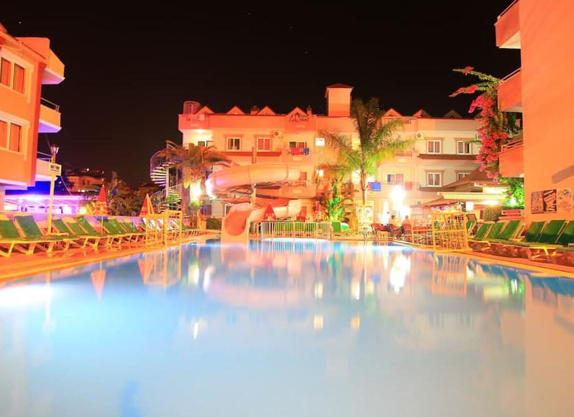 Kolam Foto