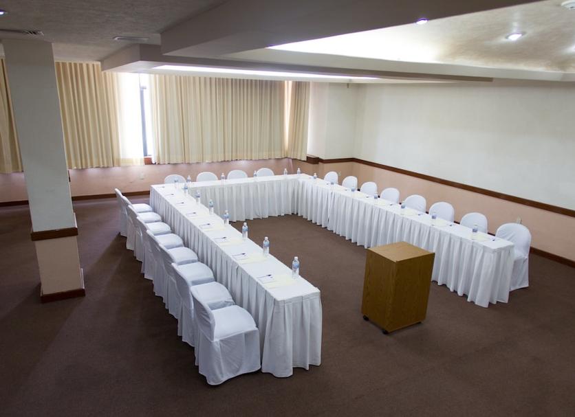 Ruang konferensi Foto