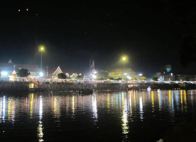 Pemandangan luar Foto