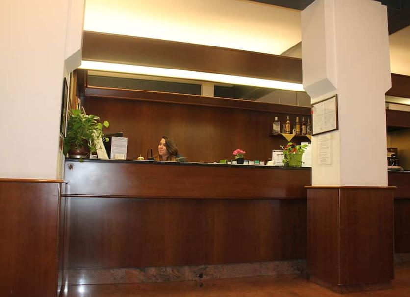 Resepsionis Foto