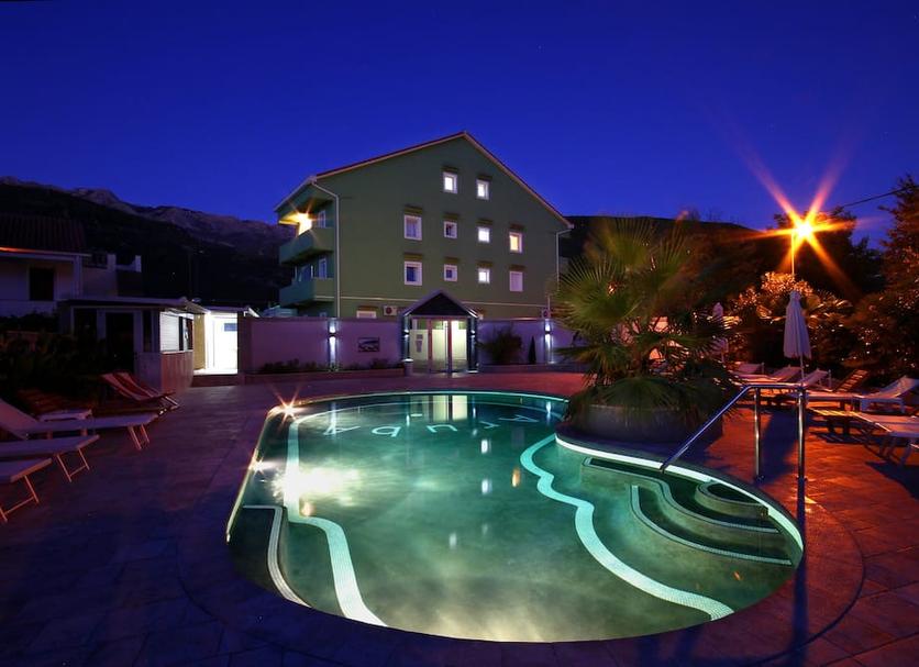 Kolam Foto