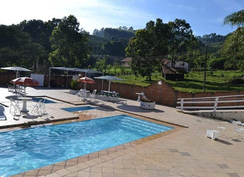 Kolam Foto