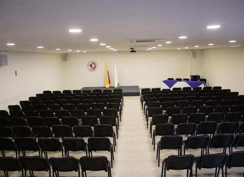 Ruang konferensi Foto
