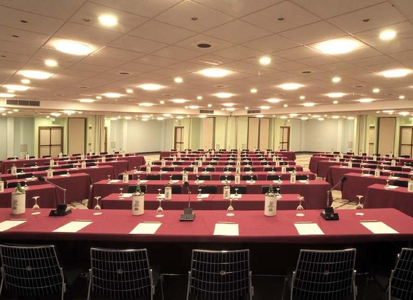 Ruang konferensi Foto