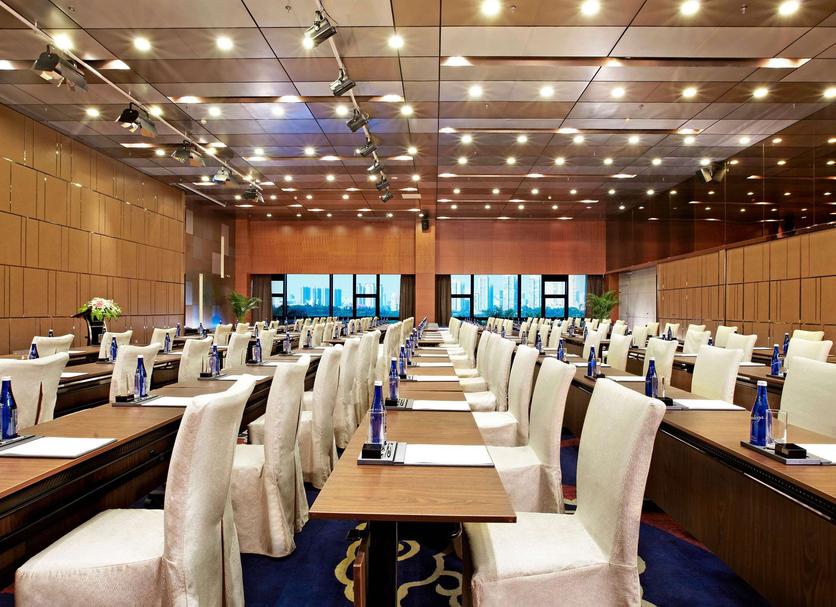 Ruang konferensi Foto