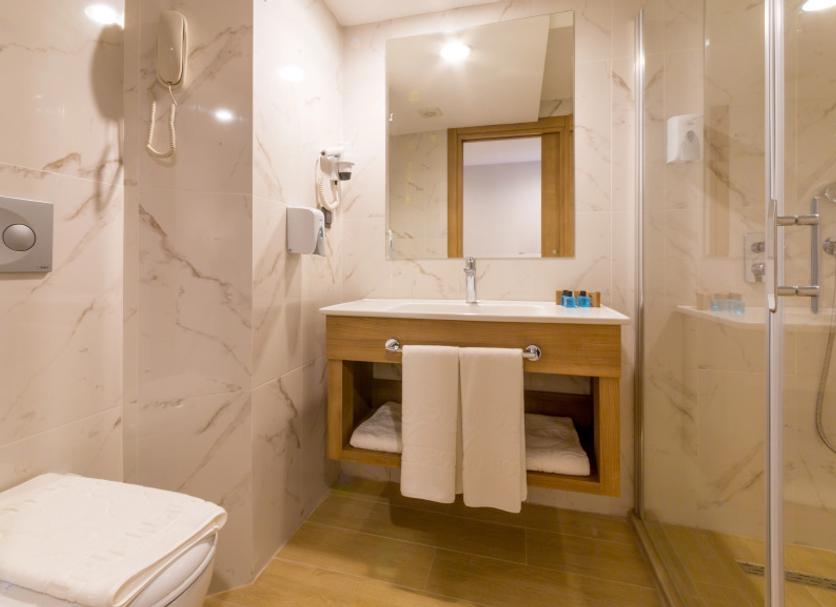 Kamar Mandi Foto