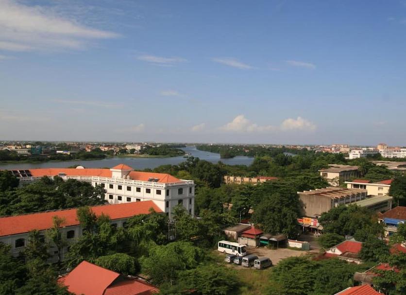 Pemandangan luar Foto