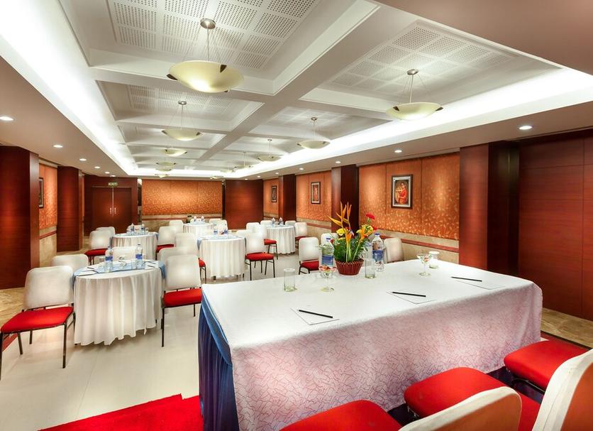 Ruang konferensi Foto