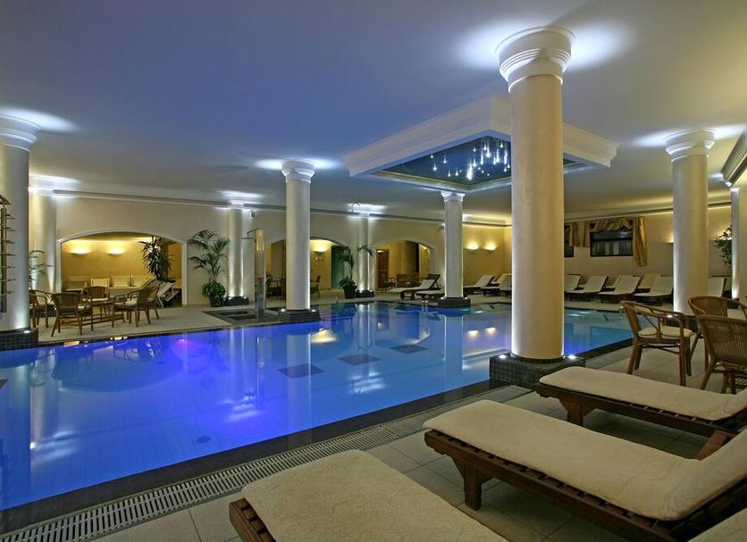 Kolam Foto