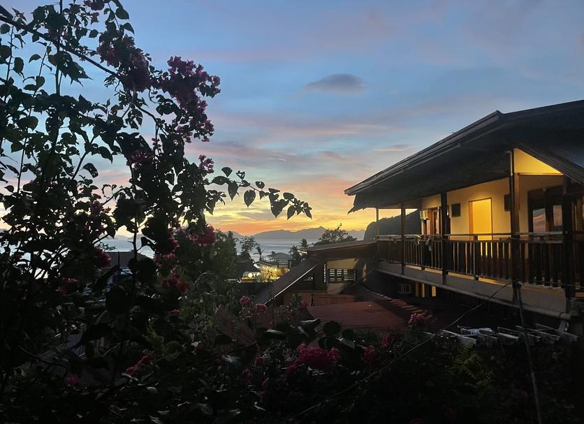 Pemandangan luar Foto