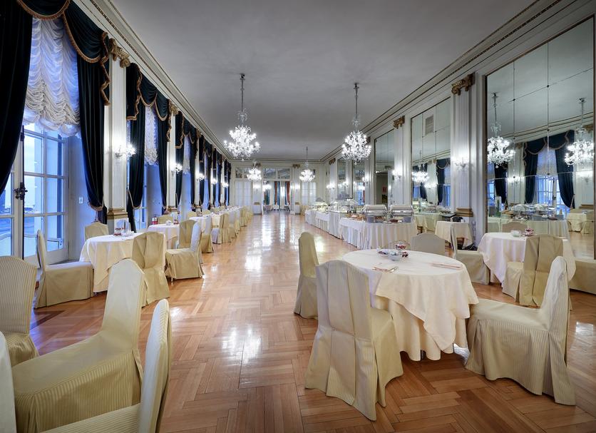 Aula serbaguna Foto