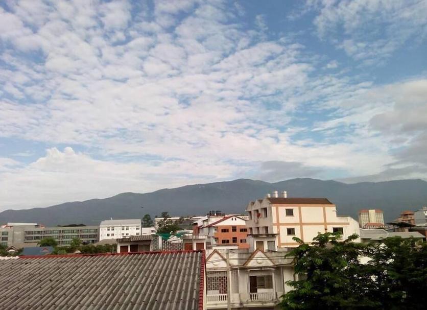 Pemandangan luar Foto