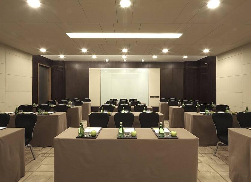 Ruang konferensi Foto