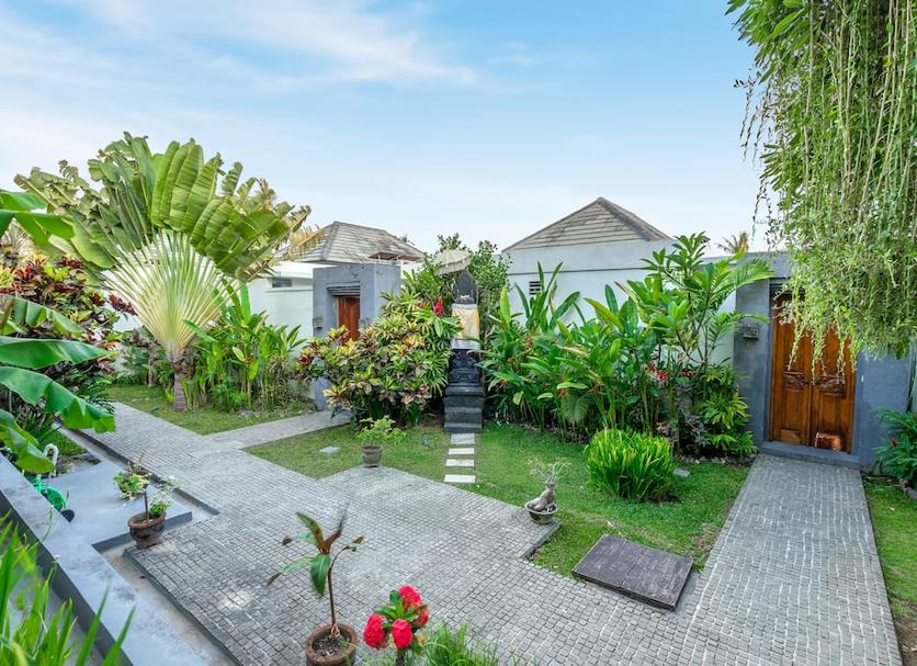 Pemandangan luar Foto