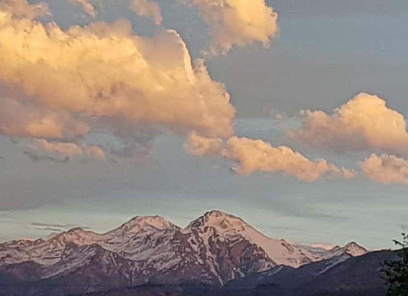 Pemandangan luar Foto