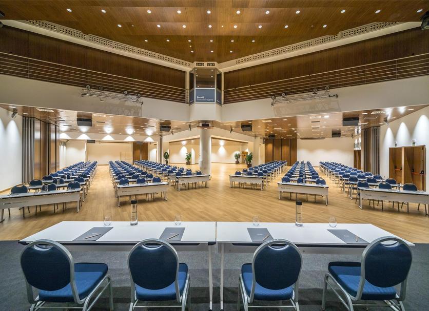 Ruang konferensi Foto