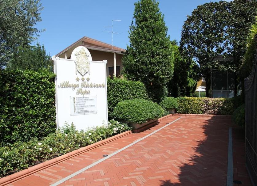 Pemandangan luar Foto