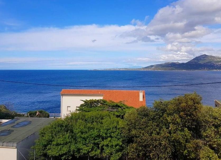 Pemandangan luar Foto