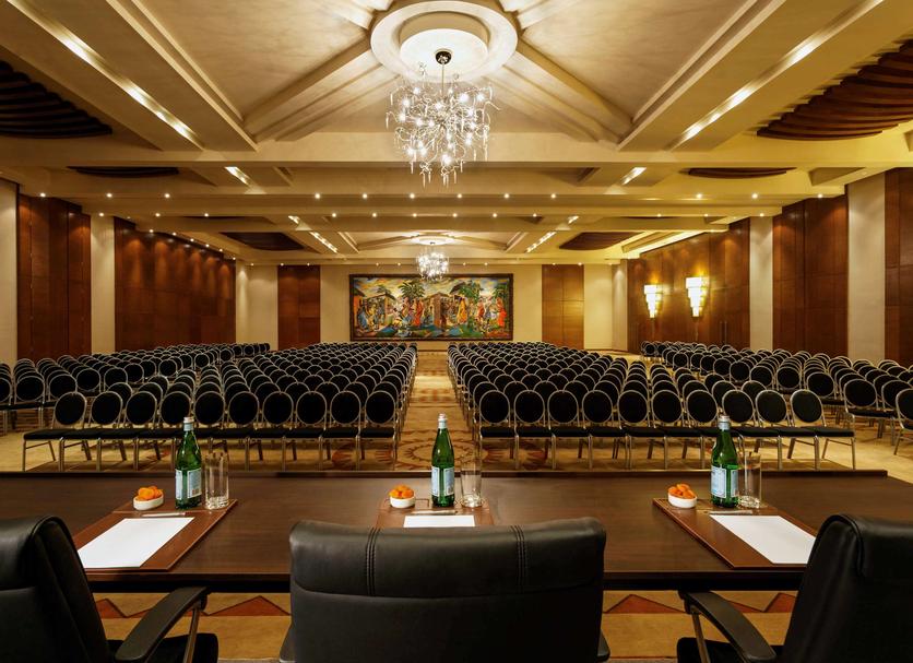 Ruang konferensi Foto