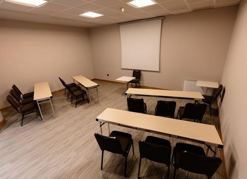 Ruang konferensi Foto