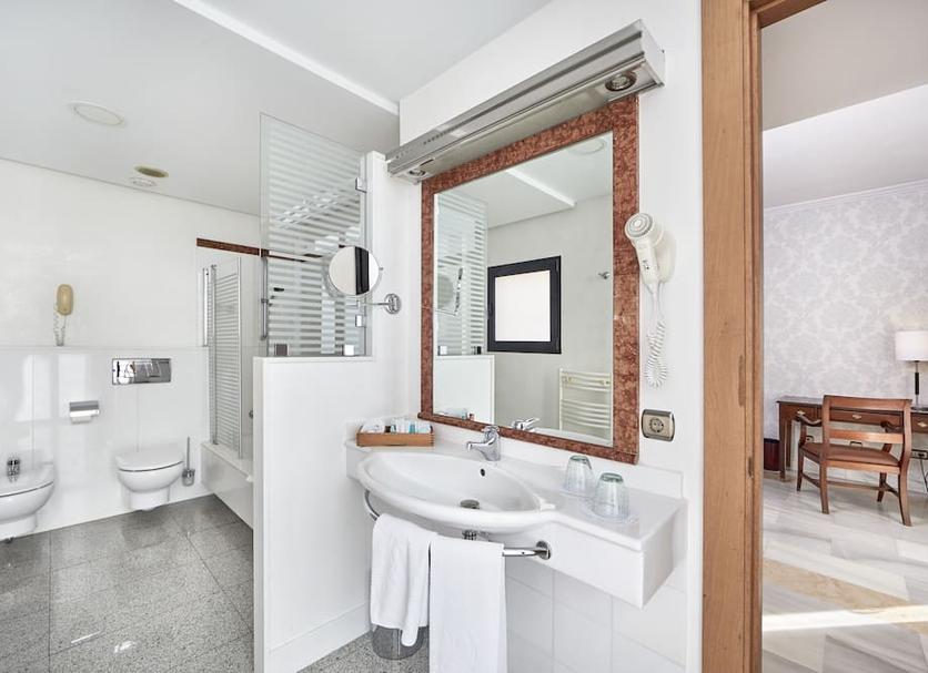 Kamar Mandi Foto