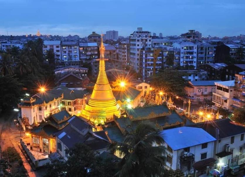 Pemandangan luar Foto