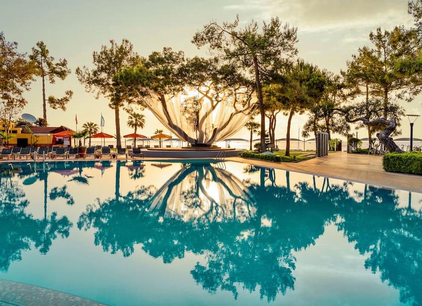 Kolam Foto