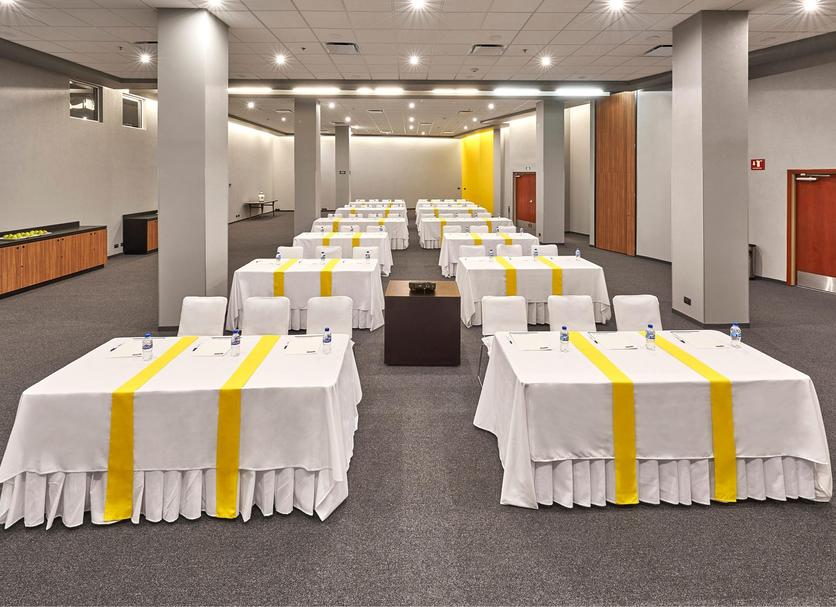 Ruang konferensi Foto
