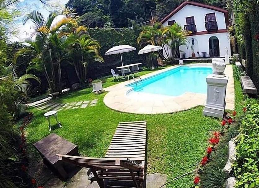 Kolam Foto