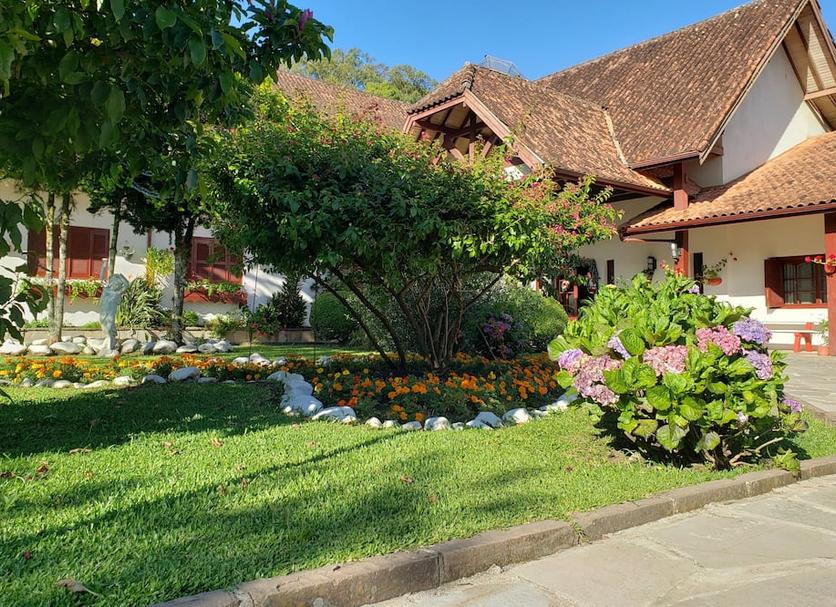Pemandangan luar Foto
