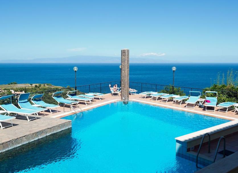 Kolam Foto