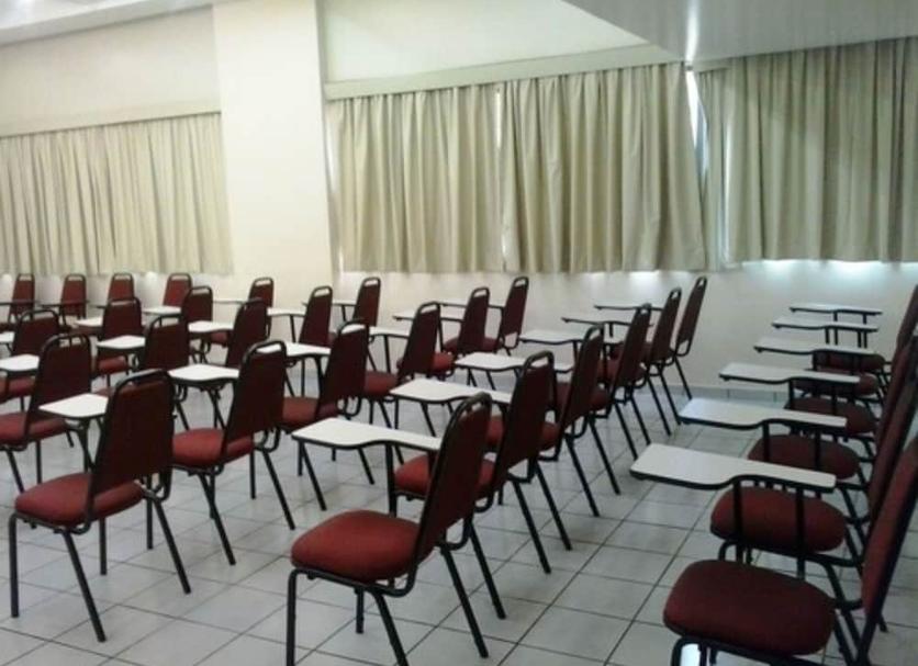 Ruang konferensi Foto