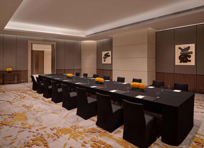 Ruang konferensi Foto