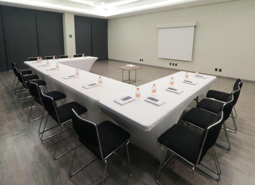 Ruang konferensi Foto