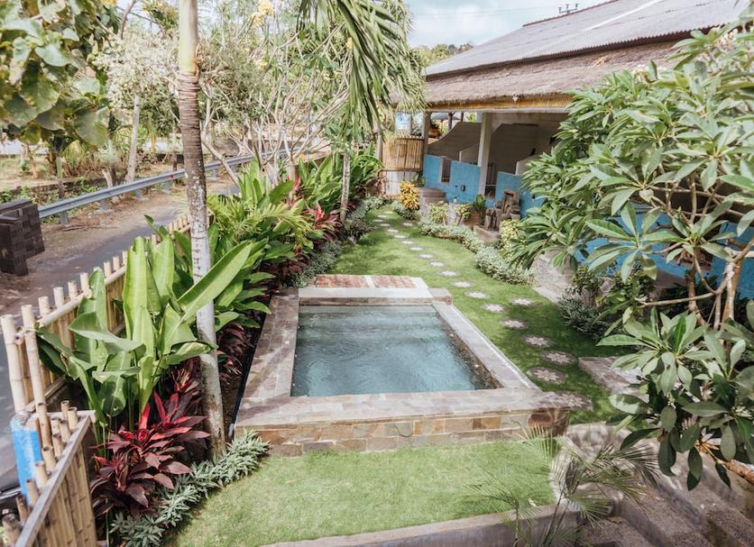 Kolam Foto