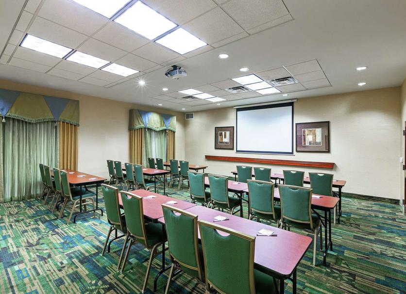 Ruang konferensi Foto