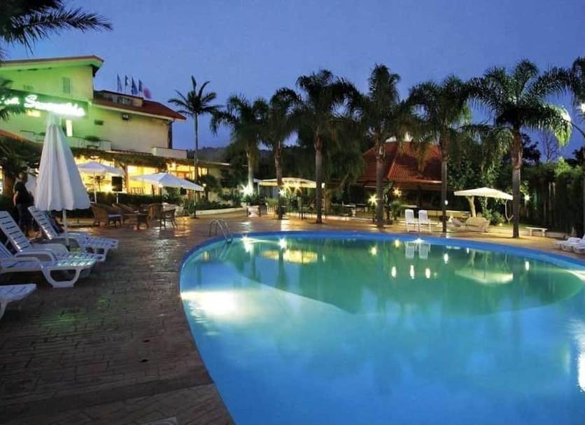 Kolam Foto